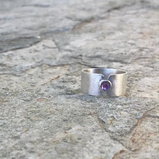 Merlin Ring