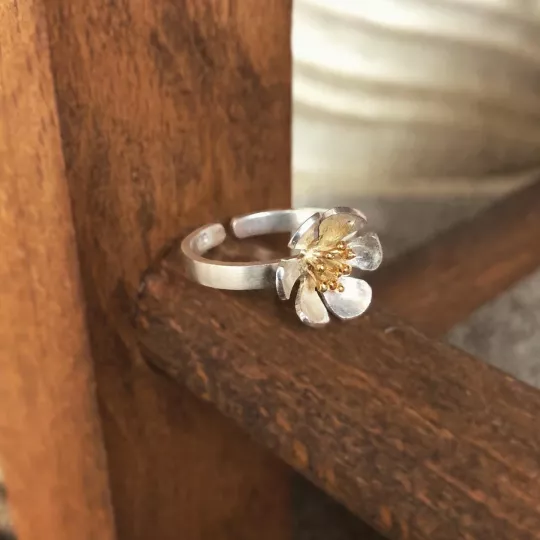 Daisy Ring