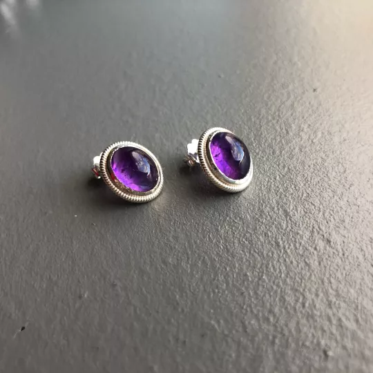 Vintage studs Amethyst